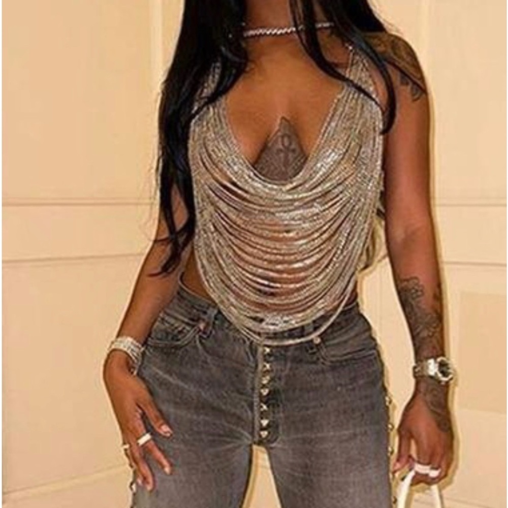 Chain top so cute May prefer to wear a camisole underneath